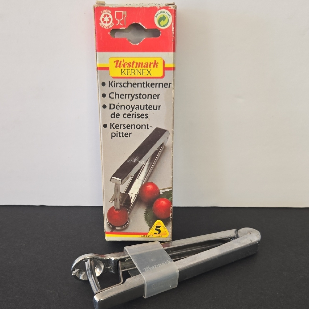 Westmark Kernex Cherry Stoner